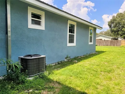 922 E Mcberry Street Tampa FL 33603