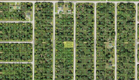 2139 Seward Street Port Charlotte FL 33953