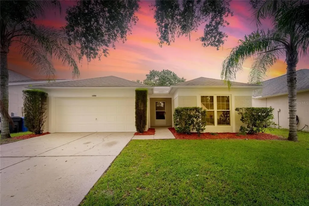 1206 Sawdust Court Valrico FL 33596