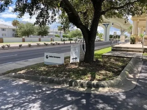 4811 W Gandy Boulevard Tampa FL 33611