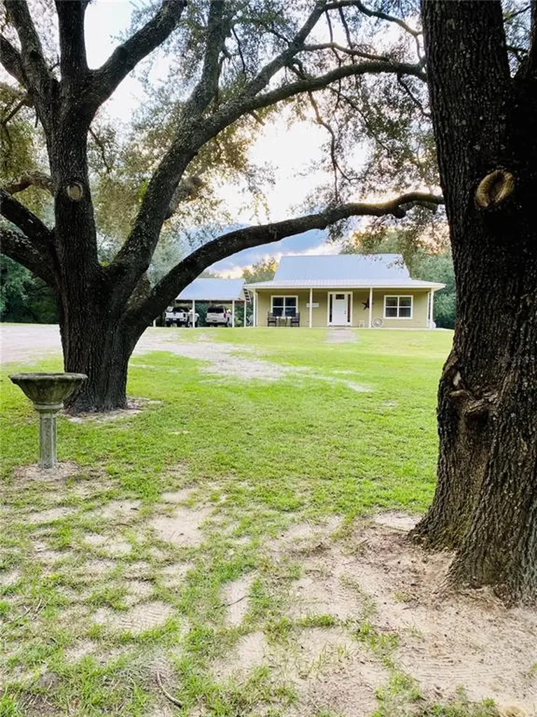 6359 SE 70th Avenue Trenton FL 32693
