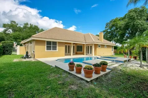 7569 Park Springs Circle Orlando FL 32835