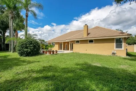 7569 Park Springs Circle Orlando FL 32835