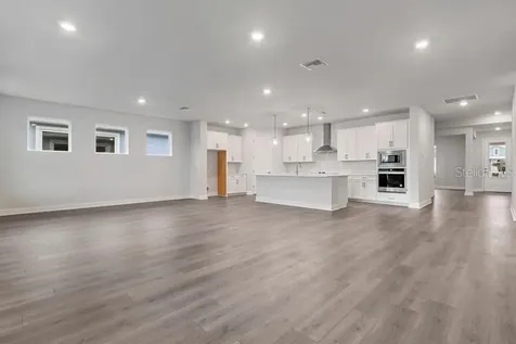 31489 Westbury Estates Avenue Wesley Chapel FL 33545