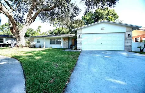1633 67th Avenue S St Petersburg FL 33712