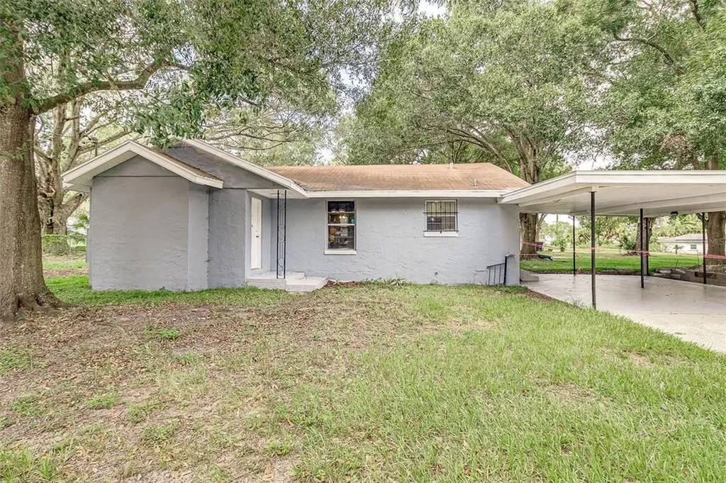 901 24th Street NW Winter Haven FL 33881