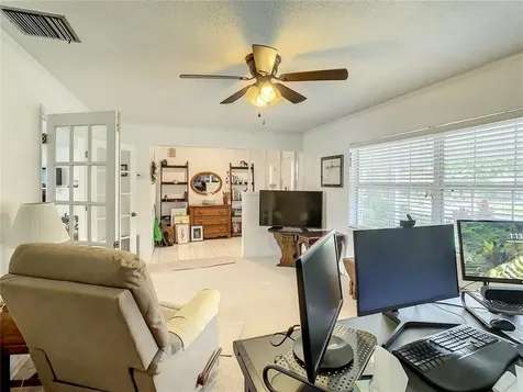 408 Oak Hill Drive Altamonte Springs FL 32701