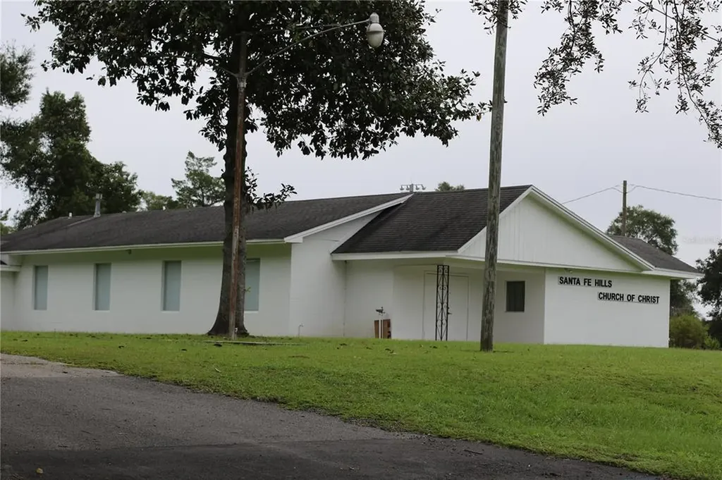 16313 NW Us Highway 441 Alachua FL 32615