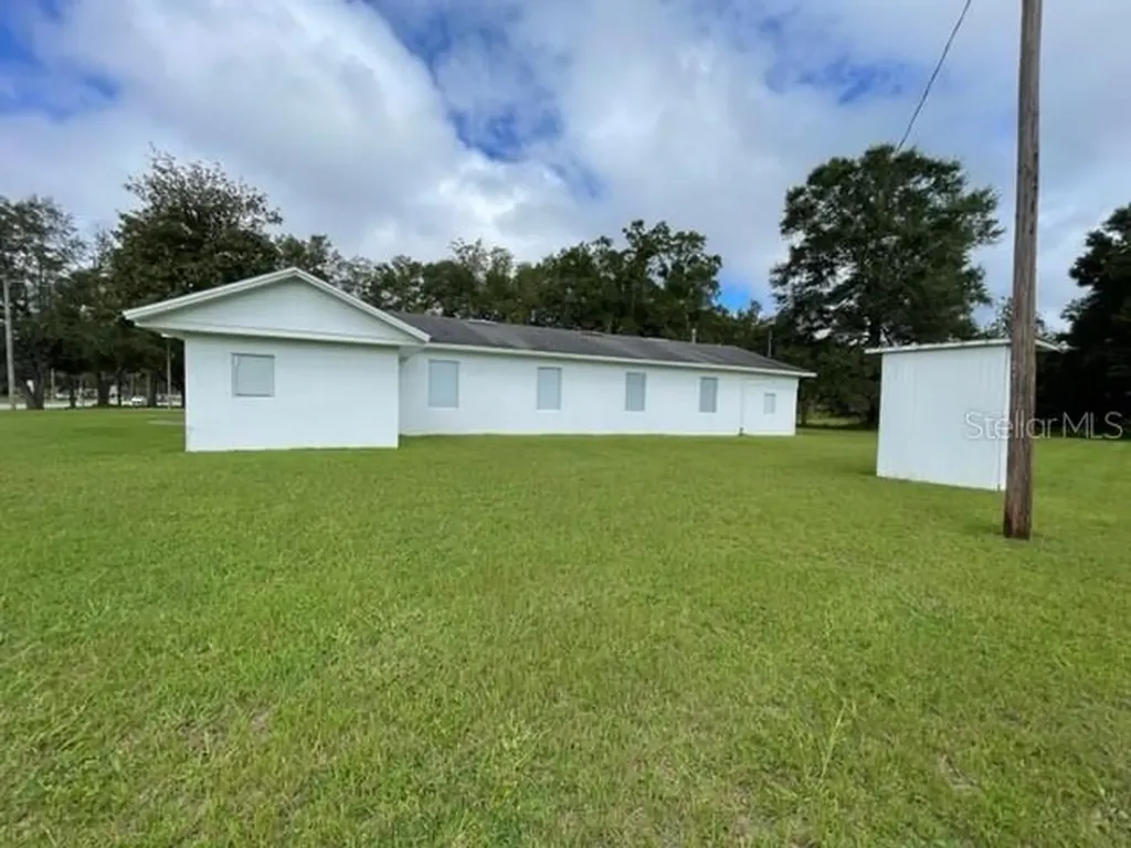 16313 NW Us Highway 441 Alachua FL 32615