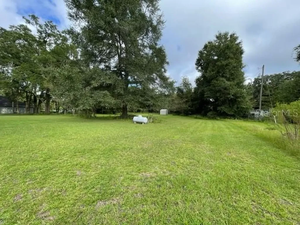 16313 NW Us Highway 441 Alachua FL 32615