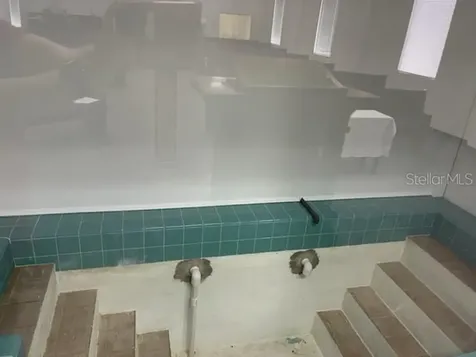 16313 NW Us Highway 441 Alachua FL 32615