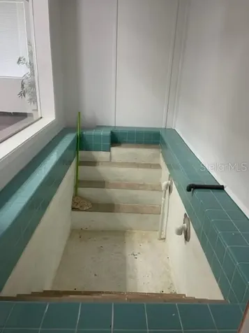 16313 NW Us Highway 441 Alachua FL 32615