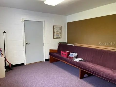 16313 NW Us Highway 441 Alachua FL 32615