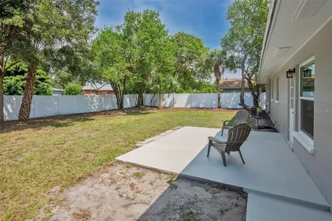 3893 22nd Avenue N St Petersburg FL 33713