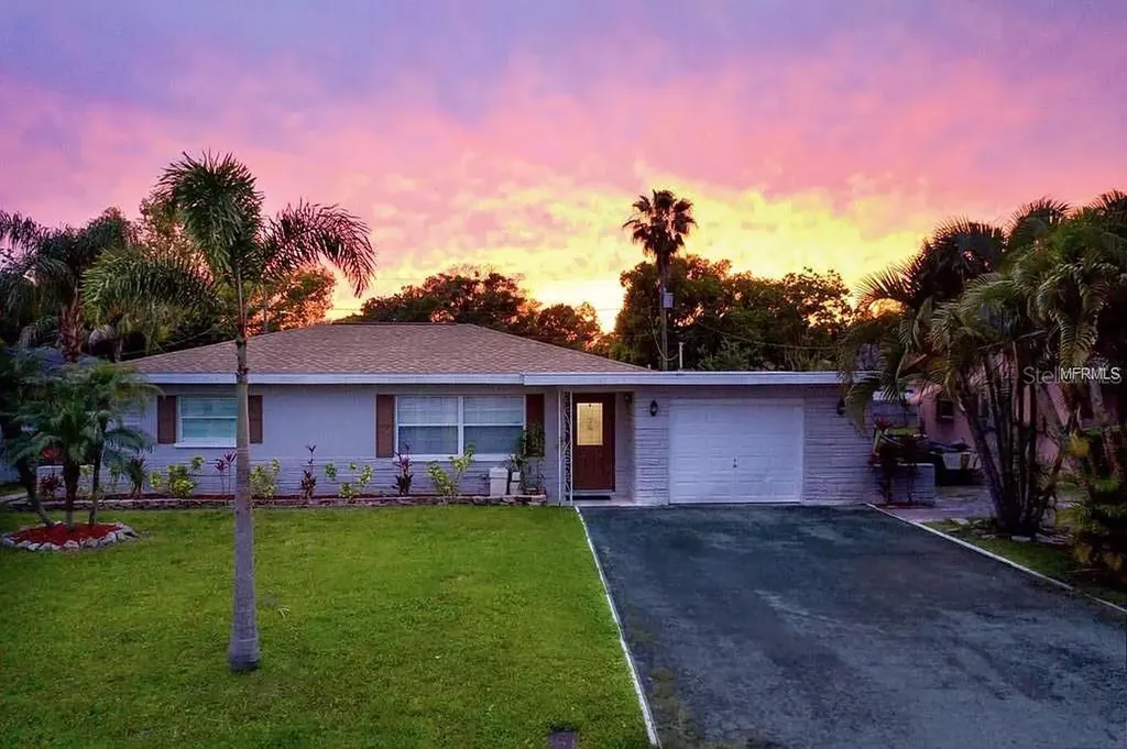 1856 East Drive Clearwater FL 33755