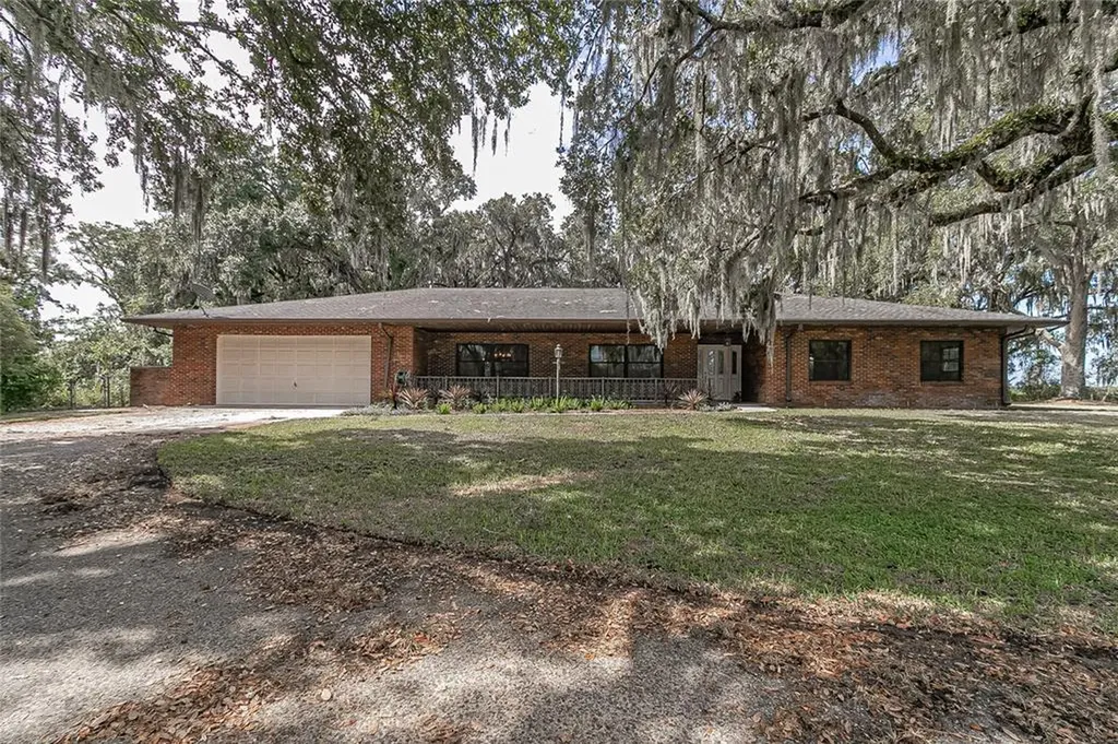 7700 E Rooks Road Floral City FL 34436