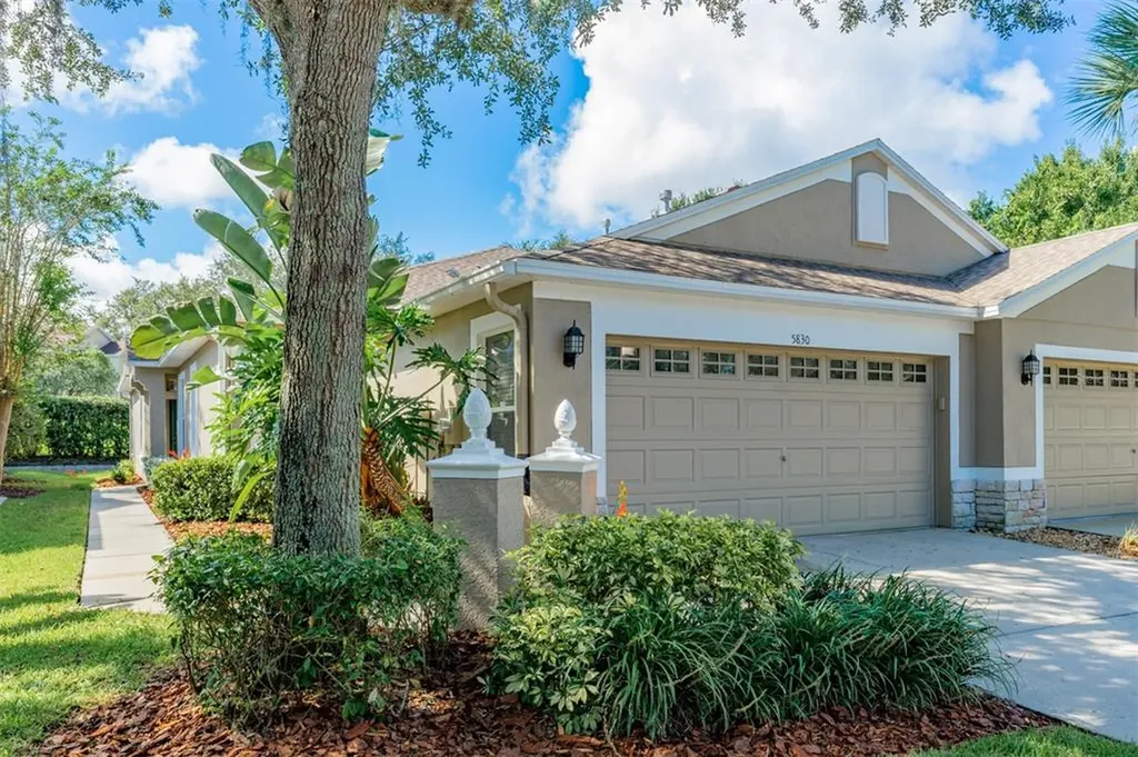 5830 Phoebenest Drive Lithia FL 33547
