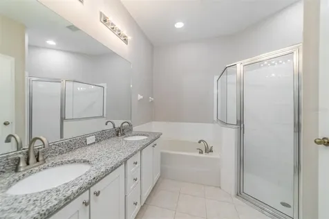5830 Phoebenest Drive Lithia FL 33547