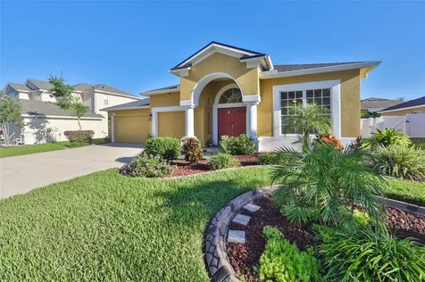 2022 Heartland Circle Valrico FL 33594