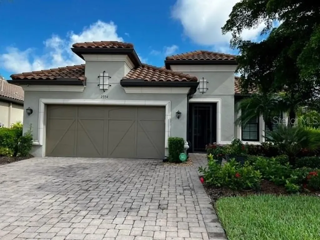 2354 Vaccaro Drive Sarasota FL 34231