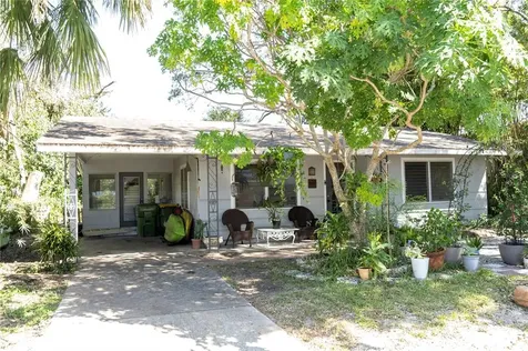 1637 Devonshire Lane Sarasota FL 34236
