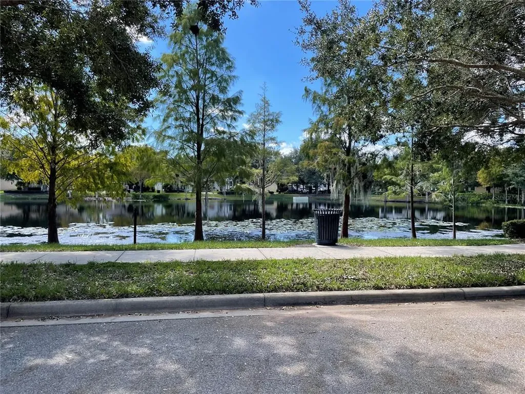 8609 Bradleys Landing Street Orlando FL 32827