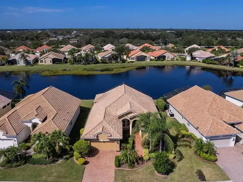 6532 41st Court E Sarasota FL 34243