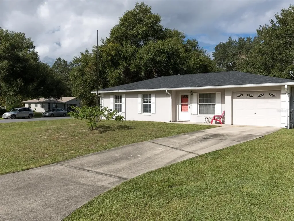 575 Park Glen Drive Tavares FL 32778