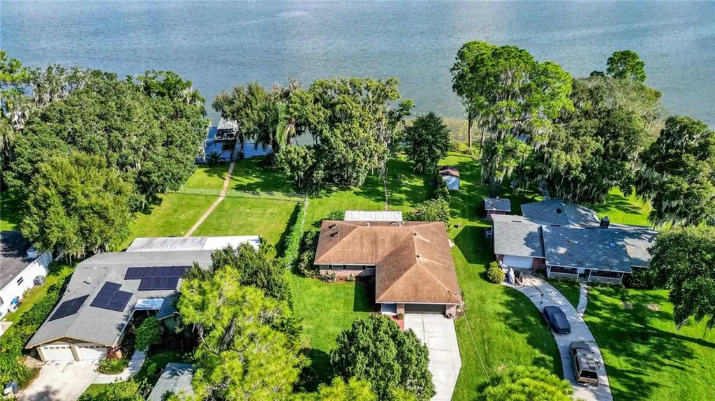 4102 Lake Marianna Drive Winter Haven FL 33881