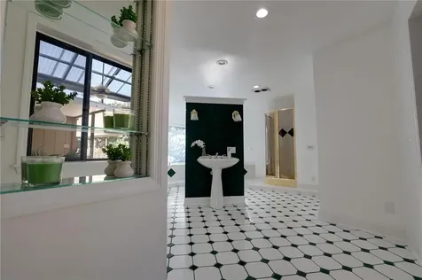 2612 Drake Drive Orlando FL 32810