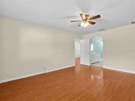 5136 Barnegat Point Road Orlando FL 32808