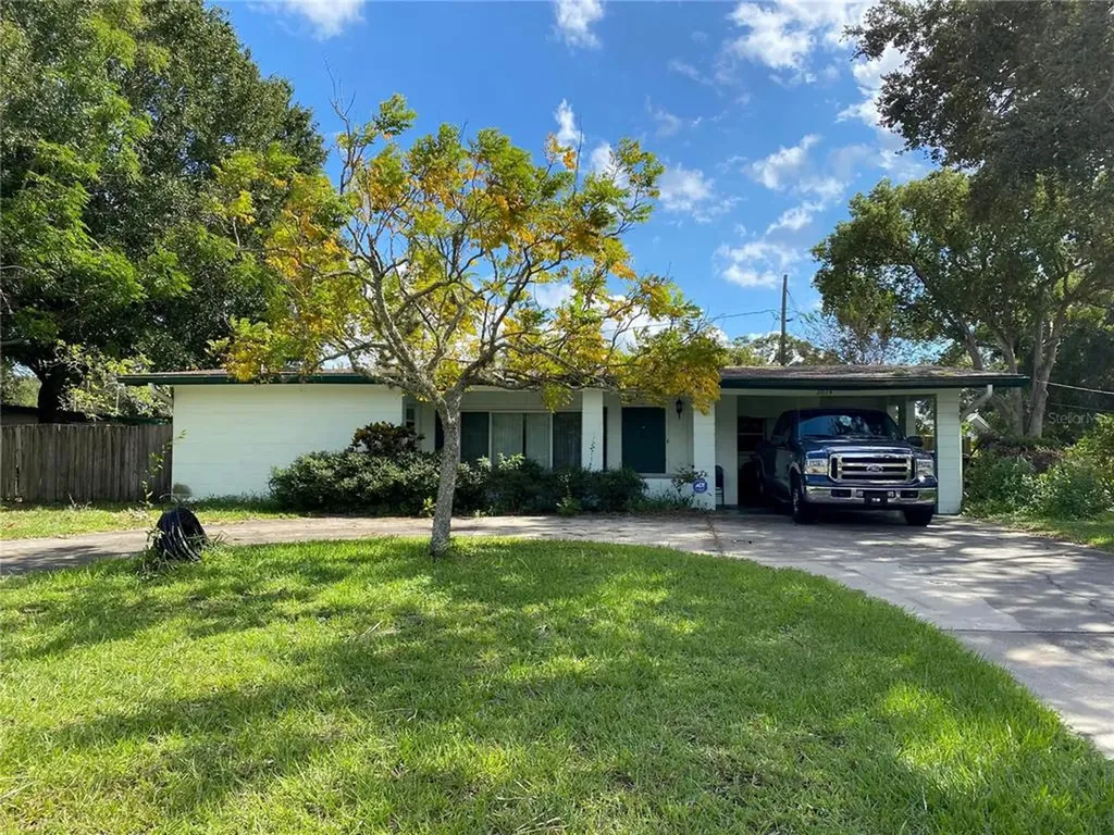 2614 W Doris Street Kissimmee FL 34741
