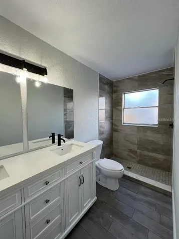 7824 Gillingham Court Orlando FL 32825