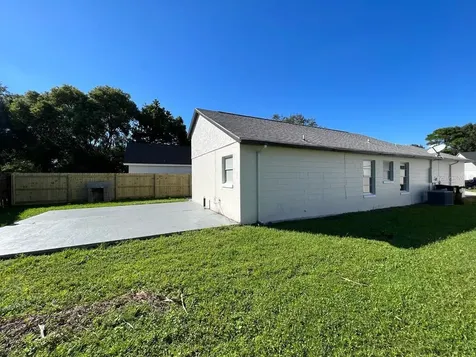 7824 Gillingham Court Orlando FL 32825