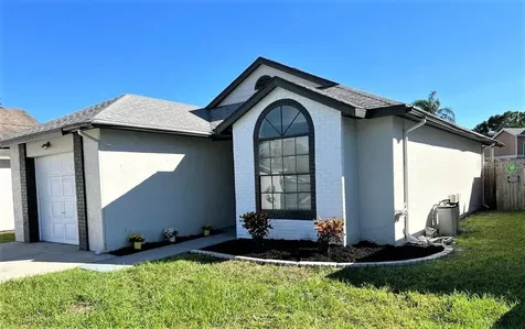 7824 Gillingham Court Orlando FL 32825