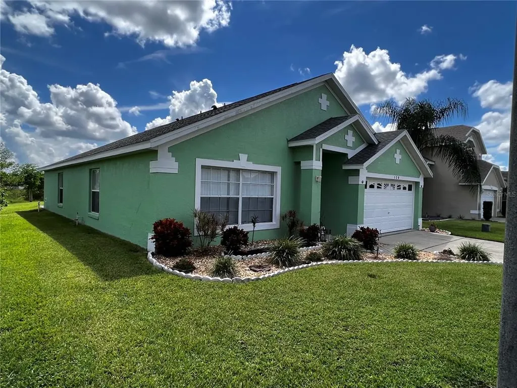 129 Garberia Drive Davenport FL 33837