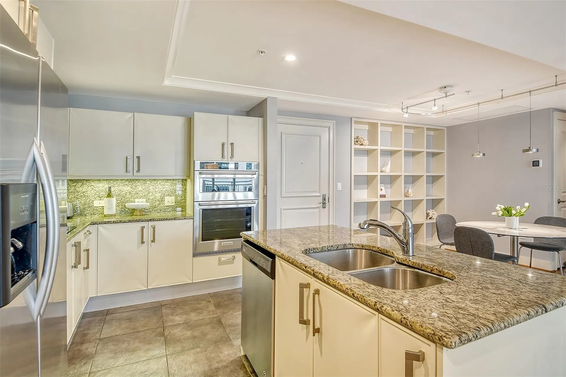 1350 Main Street Sarasota FL 34236