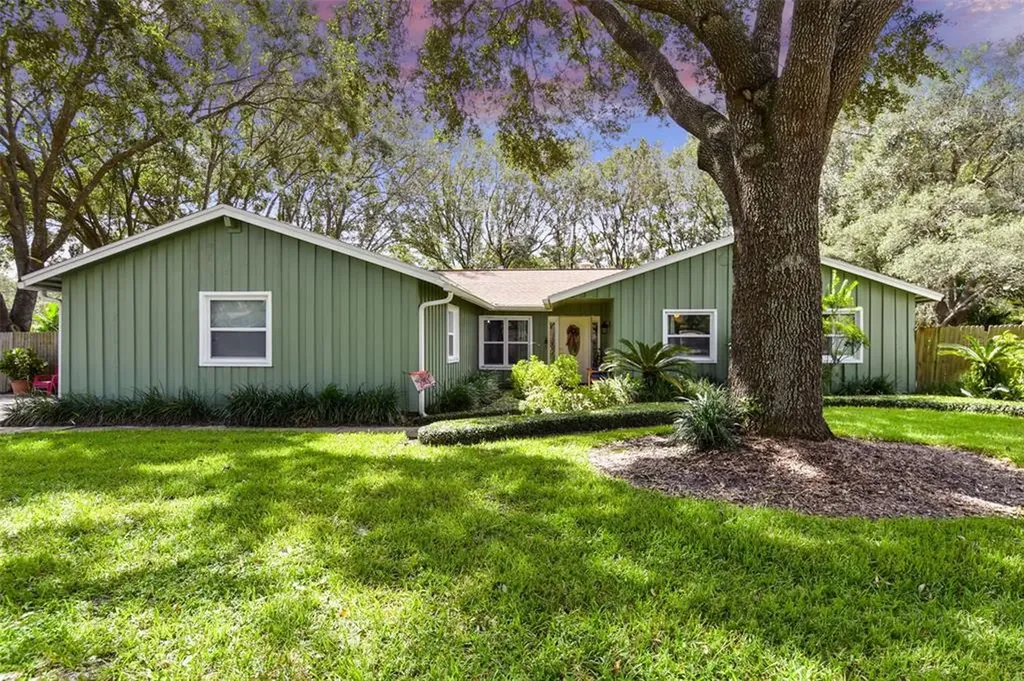 220 W Cumberland Circle Longwood FL 32779