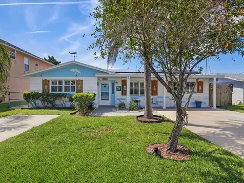 13711 Leslie Drive Hudson FL 34667