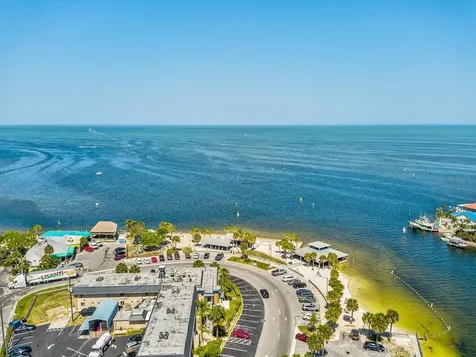 13711 Leslie Drive Hudson FL 34667
