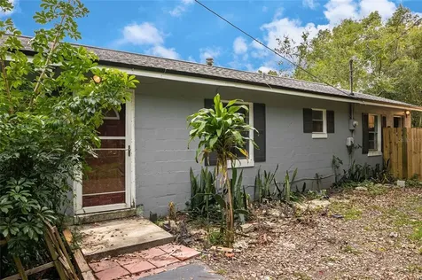 2009 Washington Street Palatka FL 32177