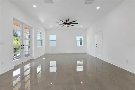 5002 W Idaho Street Tampa FL 33616