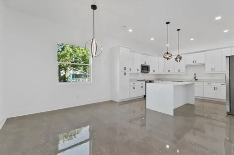5002 W Idaho Street Tampa FL 33616