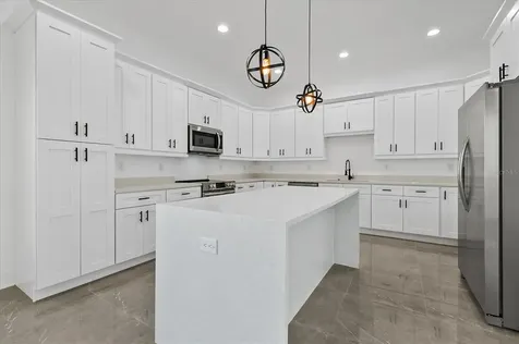 5002 W Idaho Street Tampa FL 33616