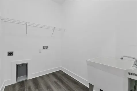 5002 W Idaho Street Tampa FL 33616