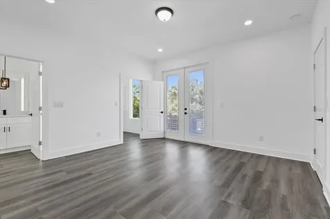 5002 W Idaho Street Tampa FL 33616