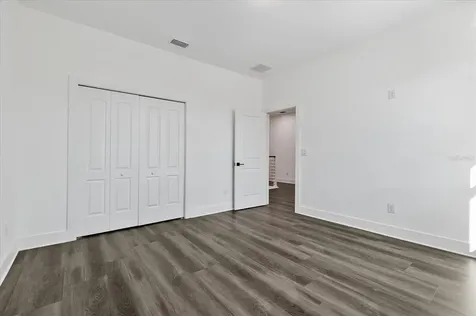 5002 W Idaho Street Tampa FL 33616