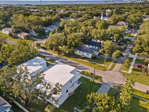 5002 W Idaho Street Tampa FL 33616
