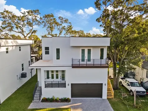 5002 W Idaho Street Tampa FL 33616