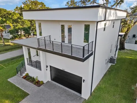 5002 W Idaho Street Tampa FL 33616
